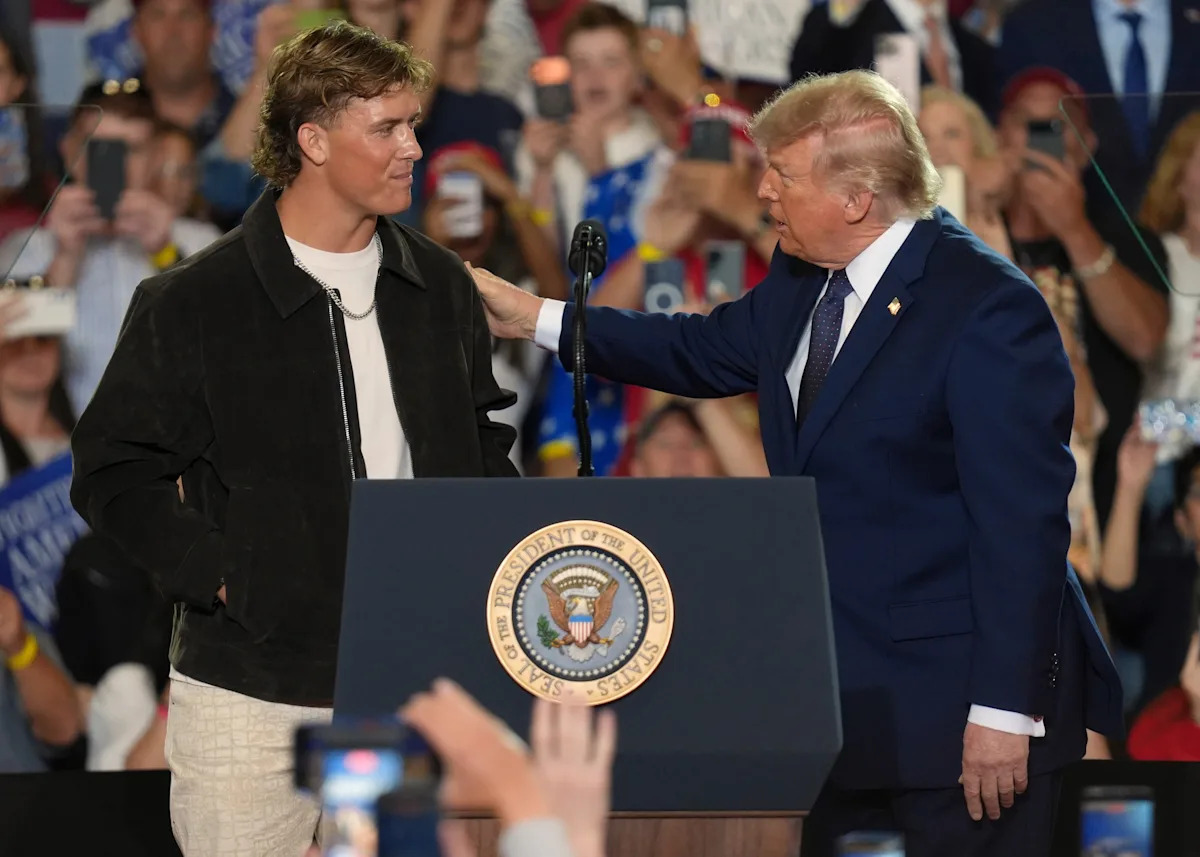 President Trump responds to uproar over Giants QB Jaxson Dart's appearance at rally