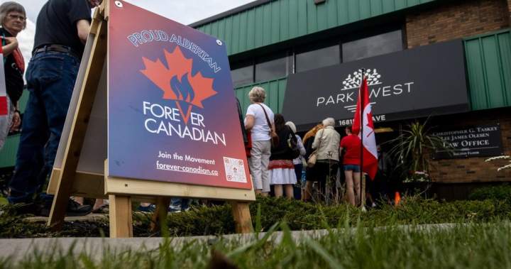‘Forever Canadian’ group launches provincewide ‘unity bus’ campaign