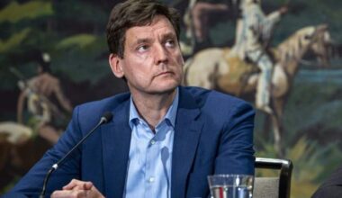 B.C. premier ‘anxious’ about upcoming Alberta independence vote