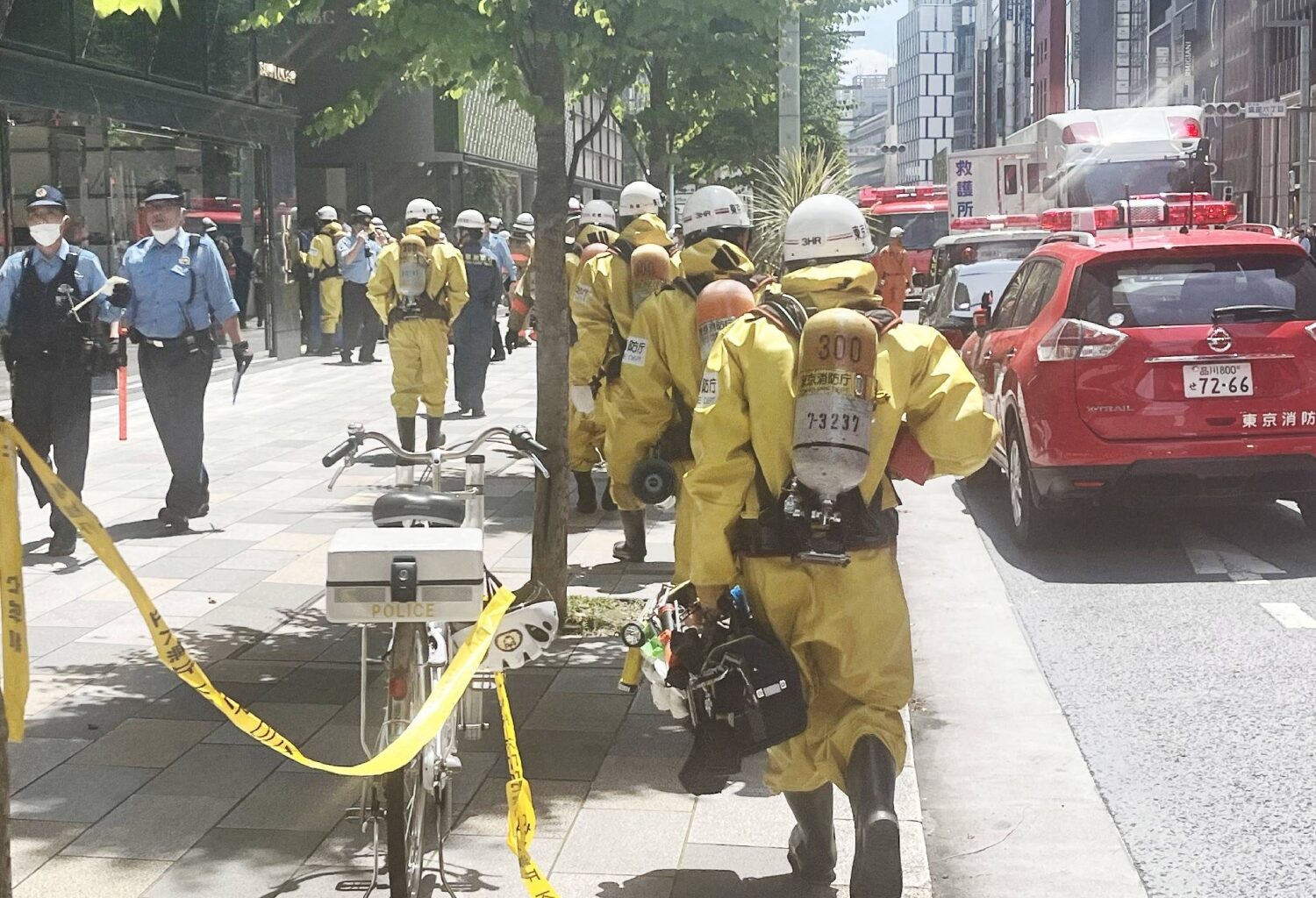 Mysterious odor at luxury mall in Ginza leaves at least 25 feeling unwell