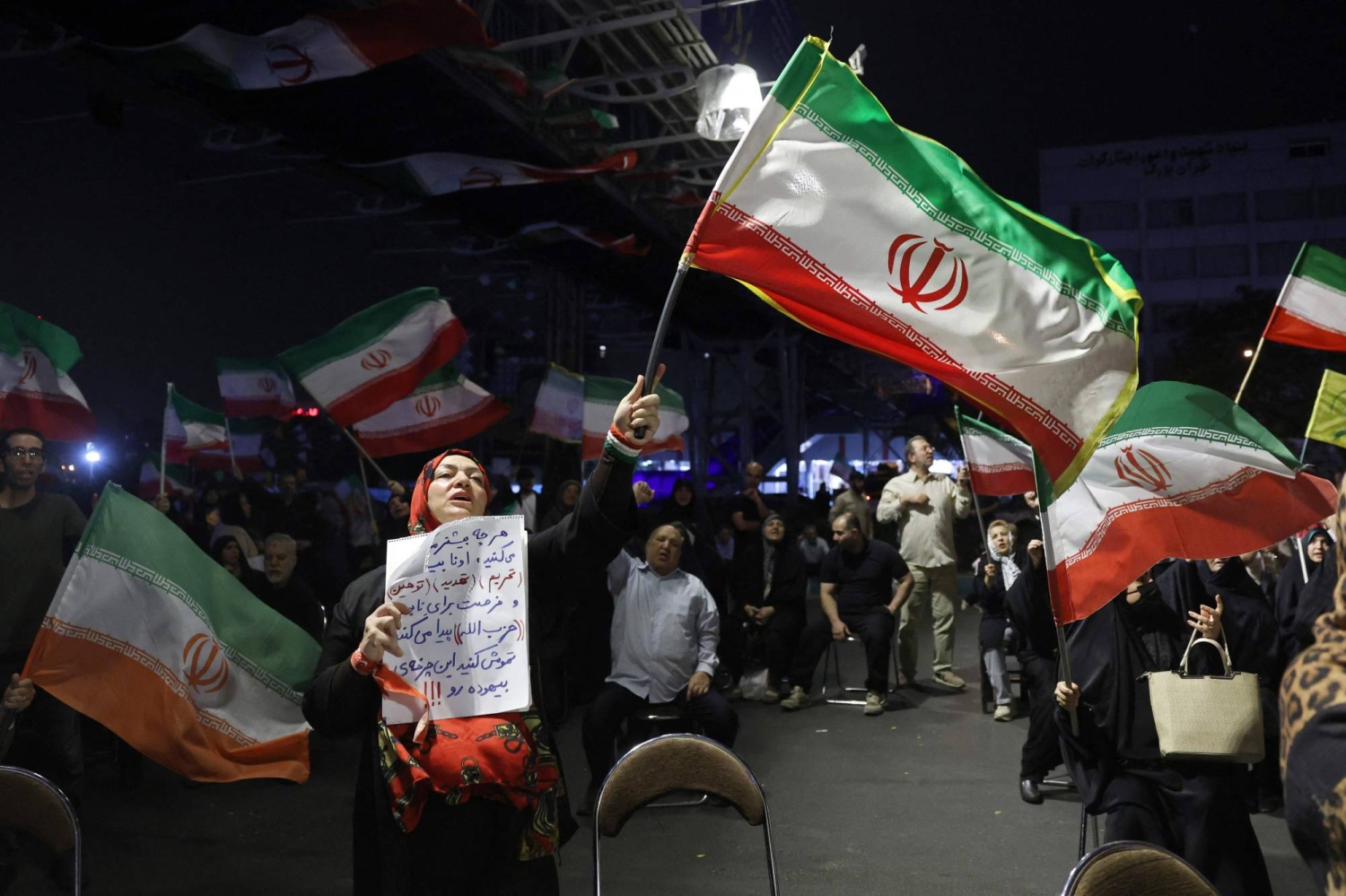 U.S. says capable of resuming war with Iran as deal remains elusive