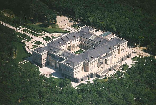 clifftop Gelendzhik palace