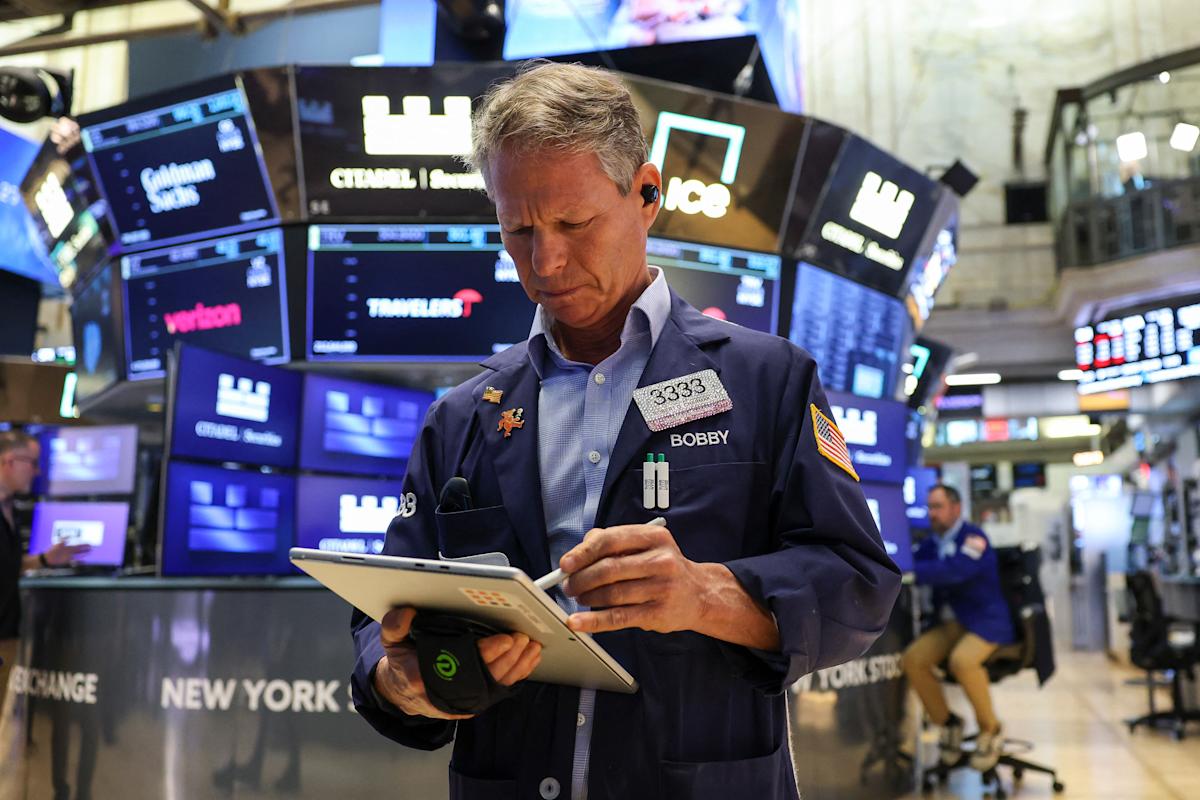Stock market today: S&P 500 and Nasdaq rise, oil pares gains on report of US-Iran breakthrough