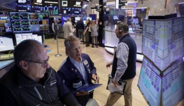 Wall St rises as chip stocks rally ahead of Nvidia results