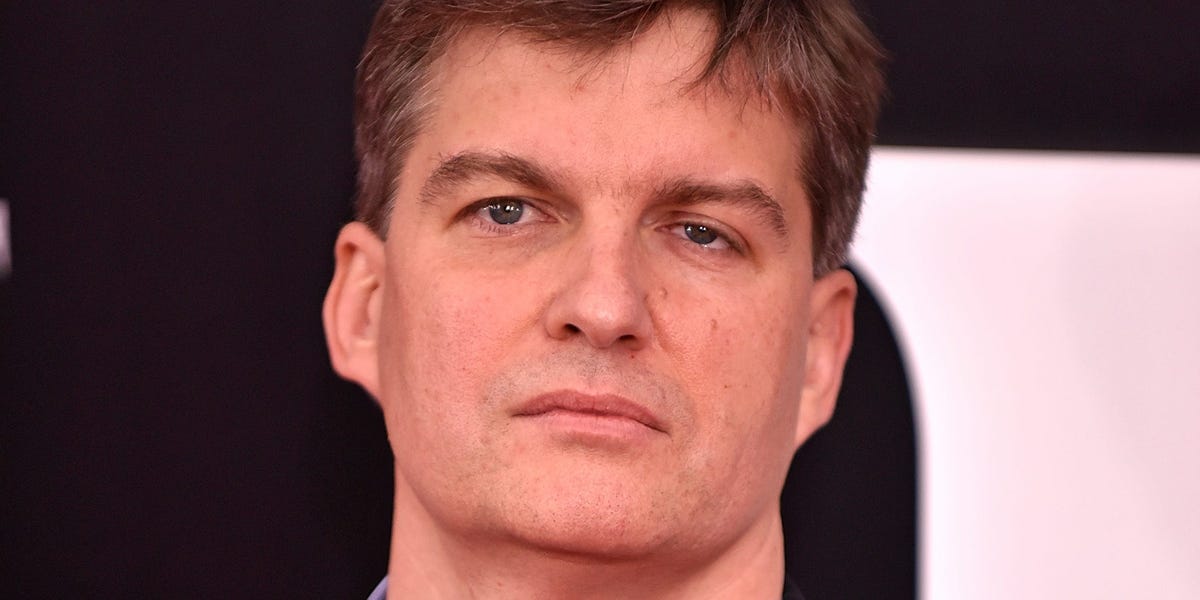 'Big Short' Michael Burry Sells GameStop Stake, Shorts Palantir Stock