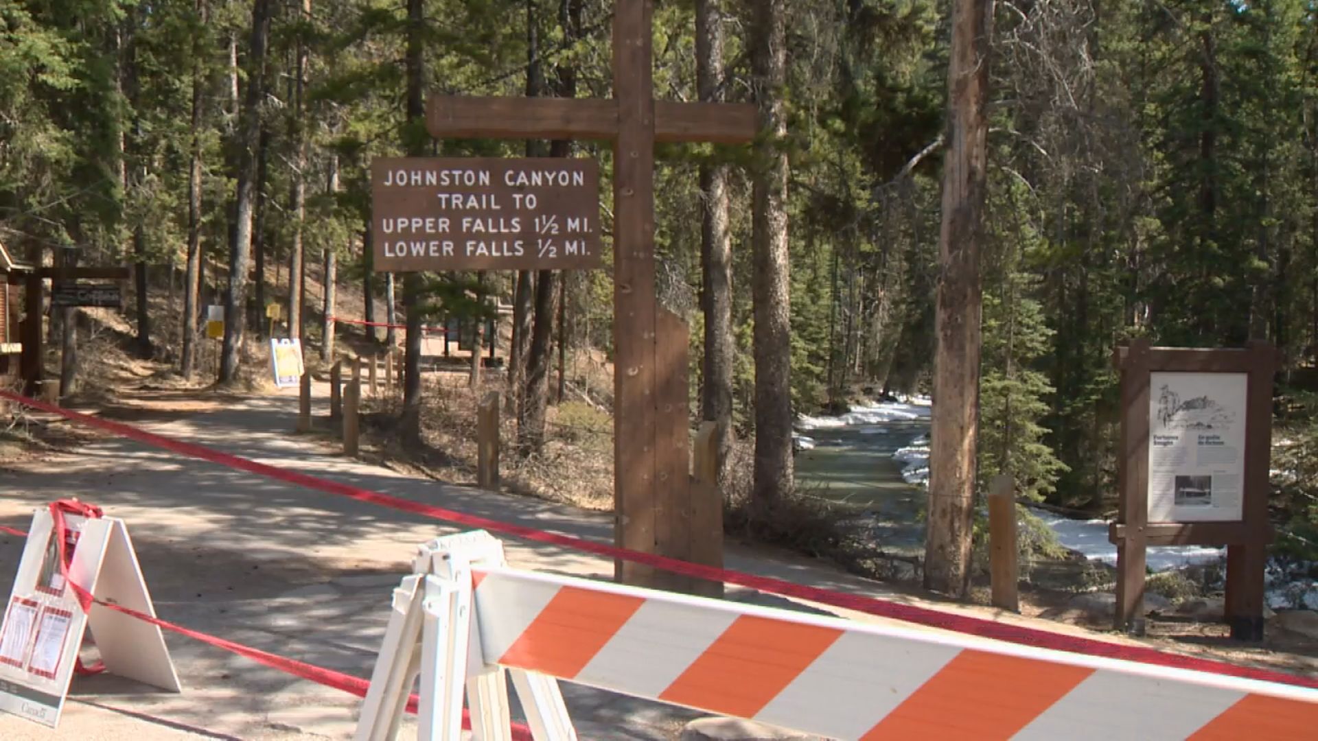 Click to play video: 'American tourist dies after jumping into Johnston Canyon in Banff National Park'