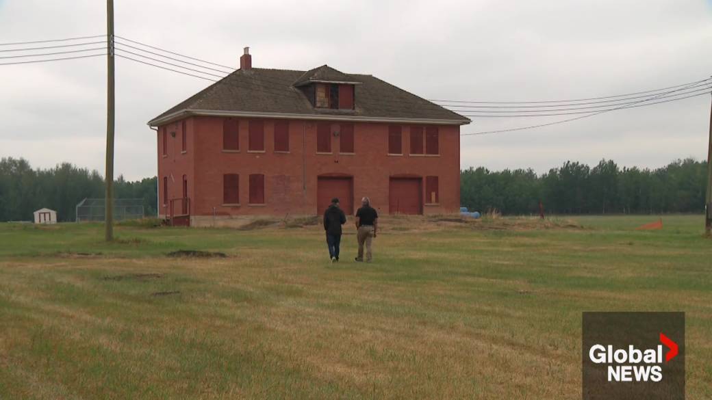 Click to play video: 'Ground-surveying underway at former Edmonton Indian Residential School'