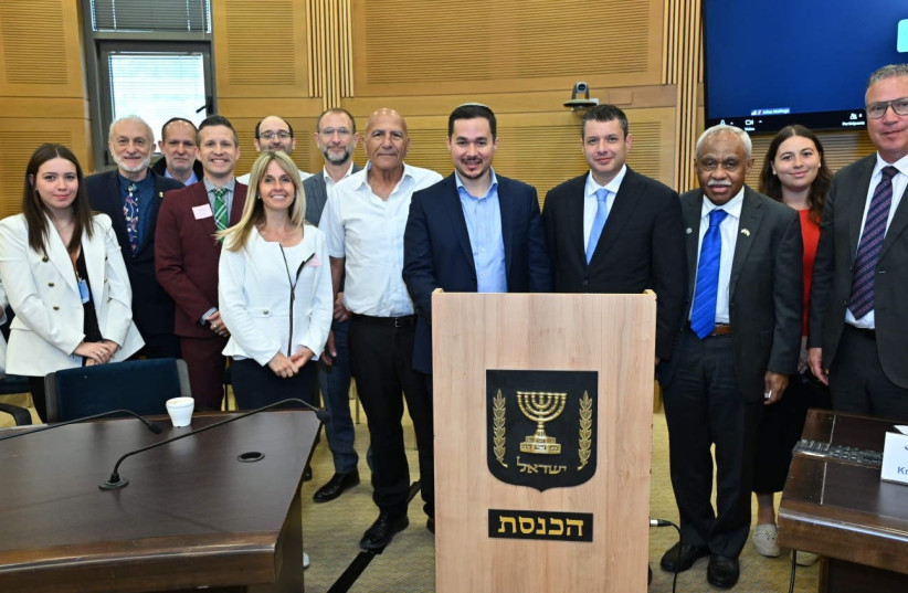 Forum gathered at Israeli Embassy