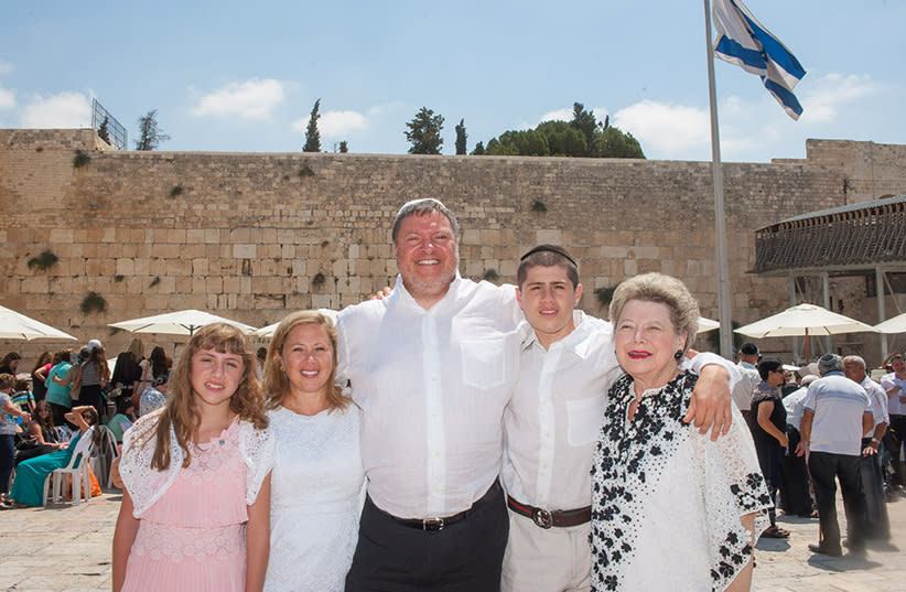 Laura Stein’s son makes his Bar Mitzvah at the Wall