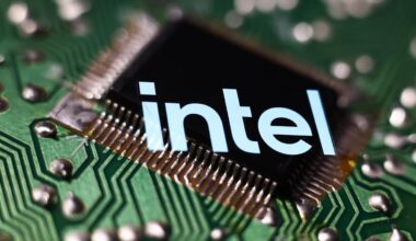 Intel stock hits all-time high on Apple chipmaking report