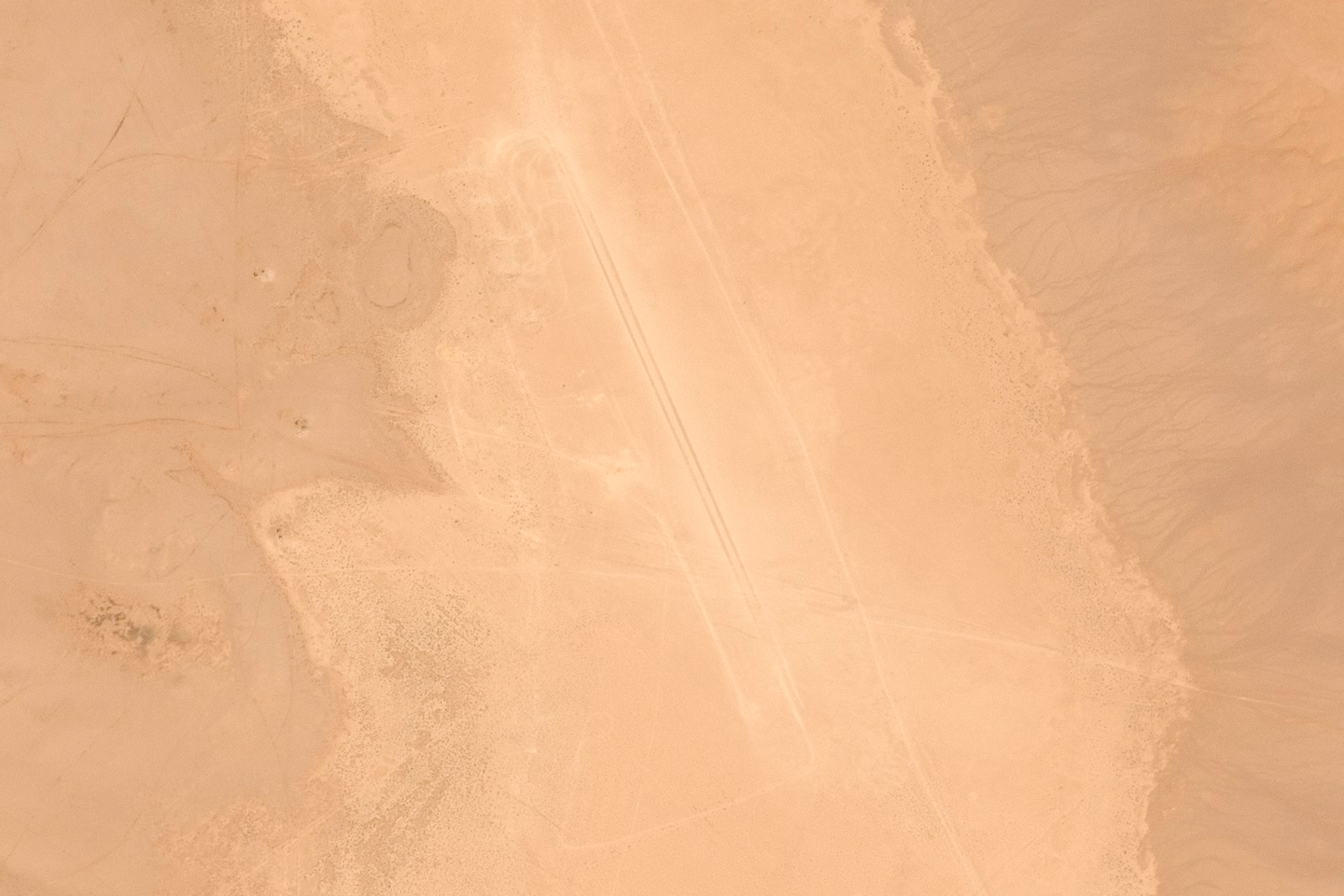 Israeli forces set up a camp in the Iraqi desert during Iran war, officials say