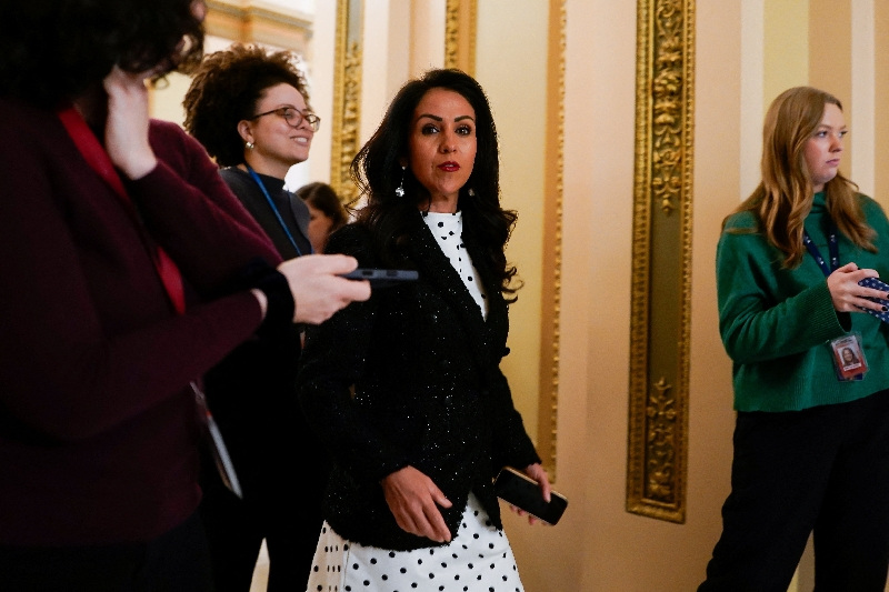 Trump threatens to pull endorsement of US Representative Lauren Boebert after she campaigns for Massie