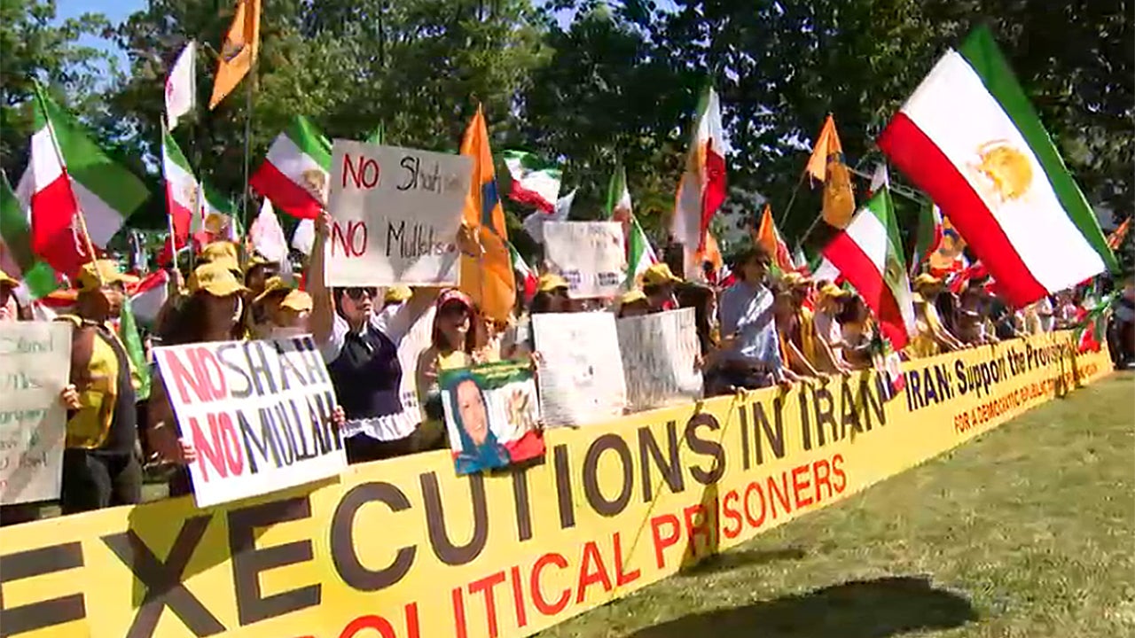 Massive crowd protesting Iranian regime in Washington as fragile ceasefire holds