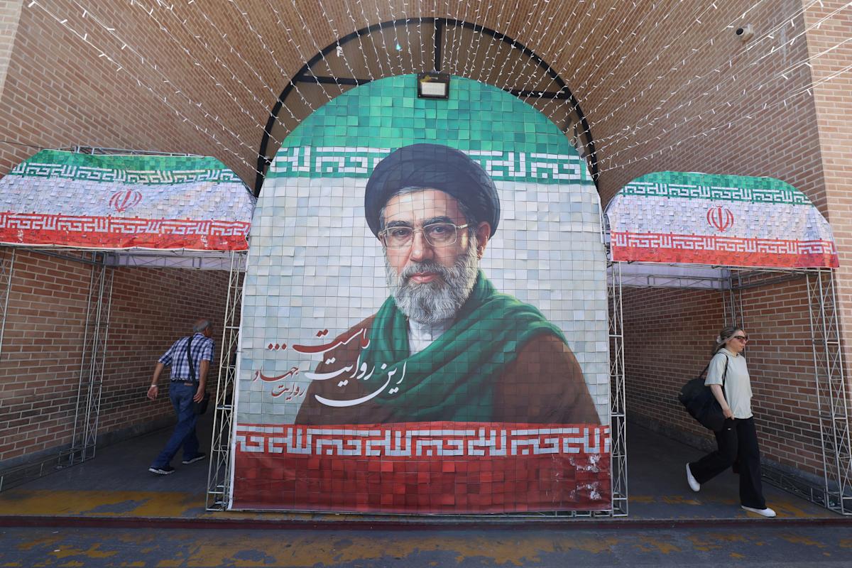Trump Rejects New Iran Peace Offer as ‘Totally Unacceptable’