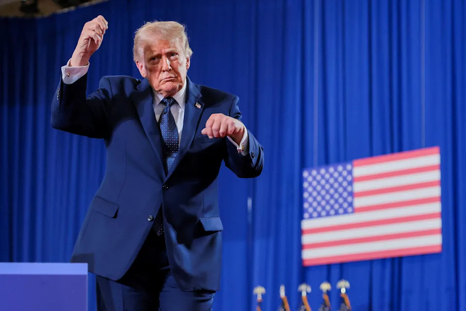 President Donald Trump shows off his moves at Rockland Community College in Suffern, New York, May 22, 2026. / Kylie Cooper / REUTERS