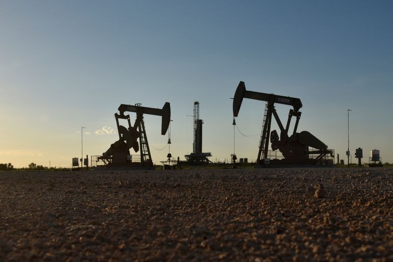 Oil extends drop as Iran TV says it has seen draft deal with US to reopen Hormuz