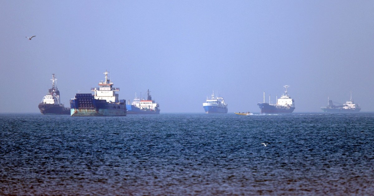 As US and Iran weigh peace deal, stranded seafarers wait in limbo | US-Israel war on Iran News
