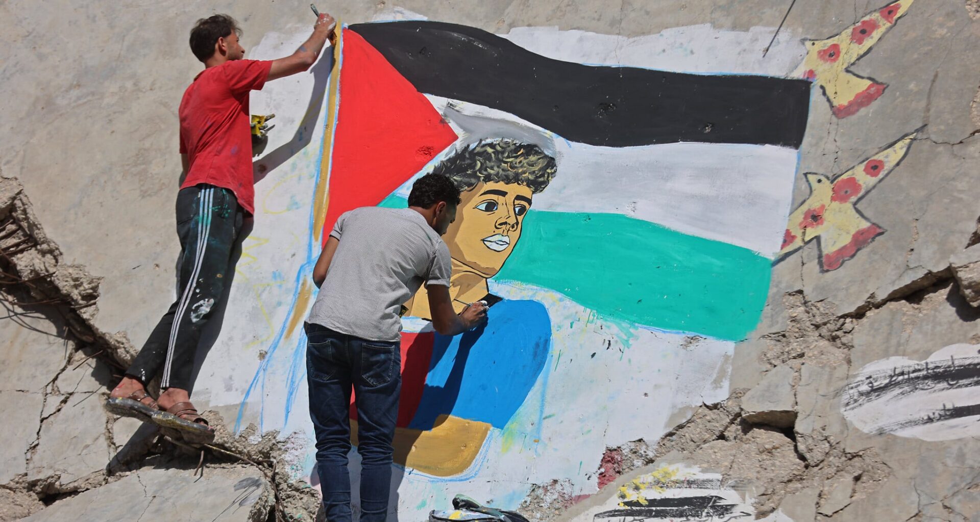 FC Barcelona distances itself from star's Palestinian flag-waving, amid Israeli anger