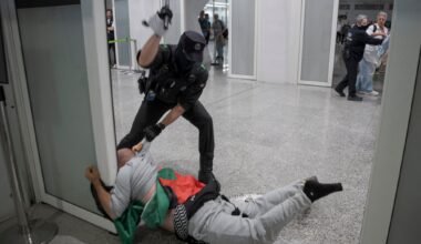 Spanish police beat and detain Gaza flotilla activists amid clashes at airport