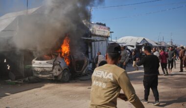 Israeli strike kills colonel in Gaza police force, say Palestinian medics | Israel-Palestine conflict News