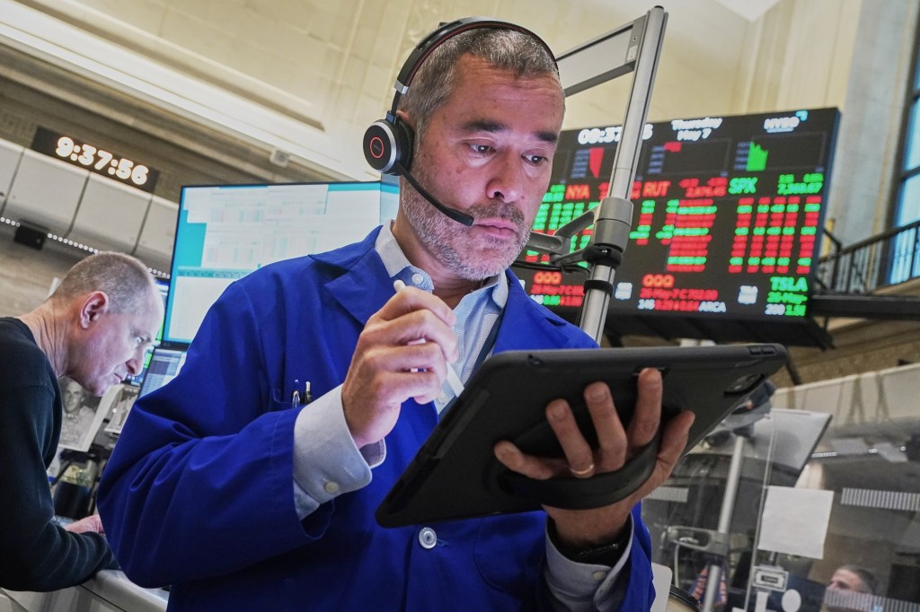 Wall Street mixed, oil prices jump as Trump rejects Iran deal