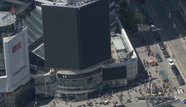 Power outage reported across Toronto's downtown core