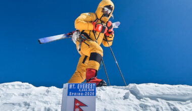 Bartek Ziemski Skis Down Everest! » Explorersweb