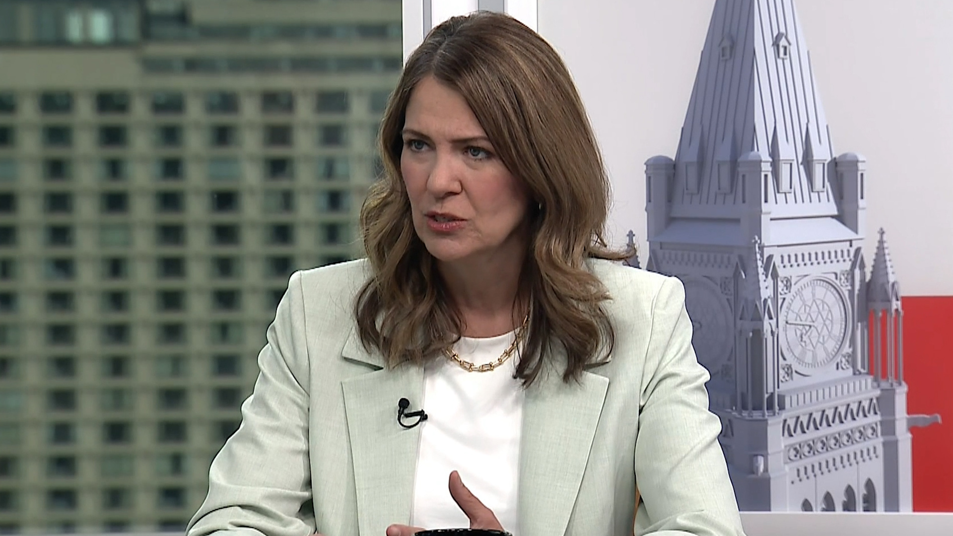 Click to play video: '‘The frustration is Ottawa’: Danielle Smith talks Alberta separatism, MOU'