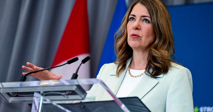 Danielle Smith to address Alberta as separatists issue referendum threat