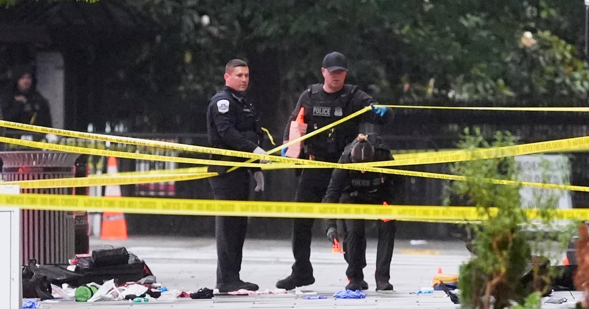 Large police presence around White House after reports of shots fired: AFP - CTV News