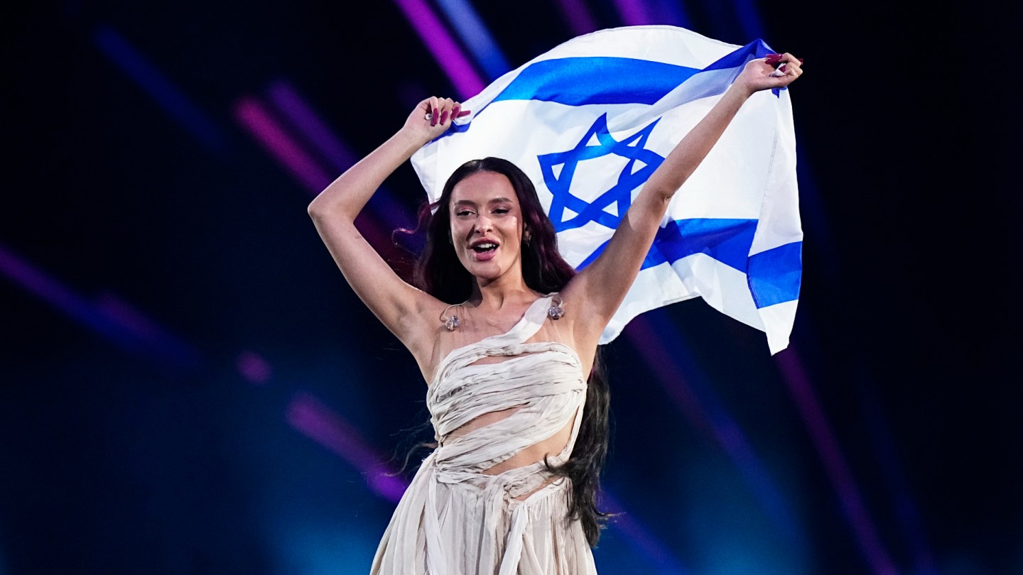 Hen Mazzig on the N.Y. Times' Two Israel Stories