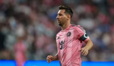 Lionel Messi exits Inter Miami game with apparent injury