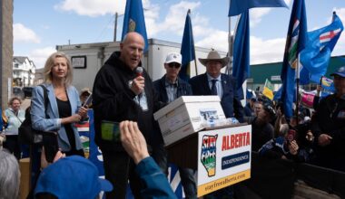 Legal experts weigh in on what’s next for Alberta’s proposed separation referendum