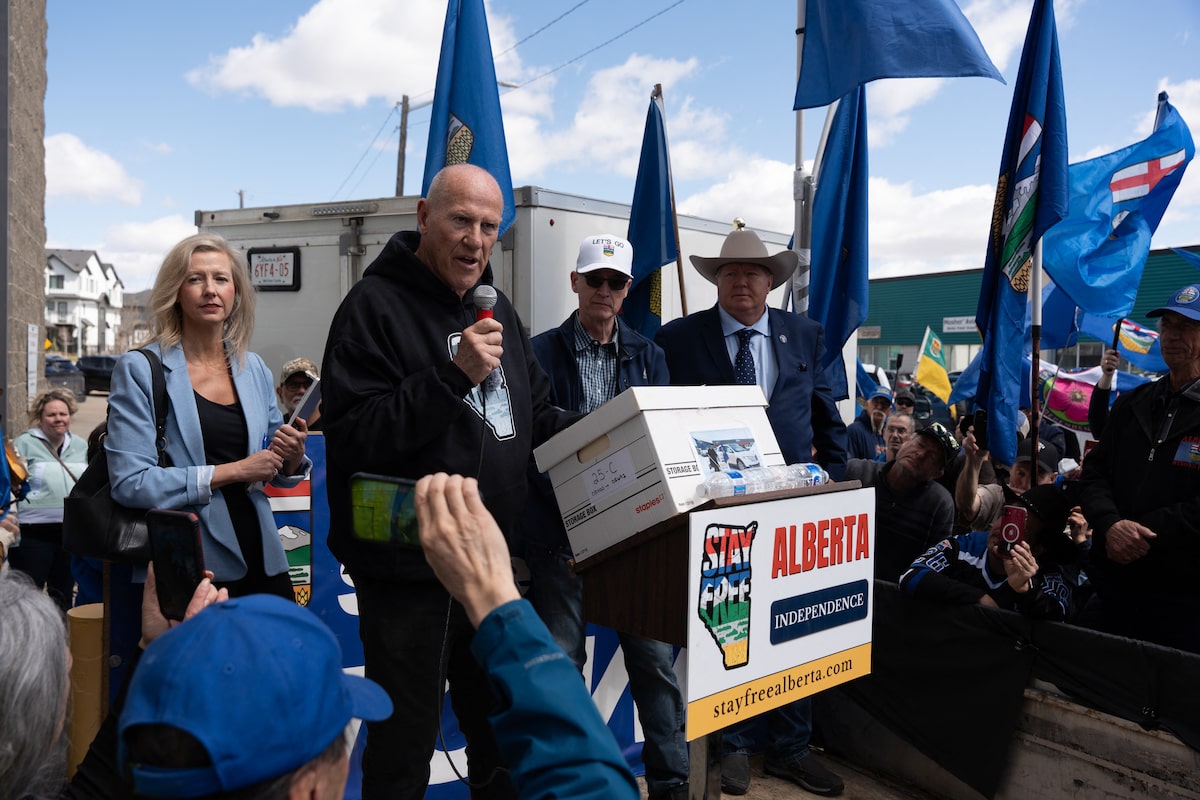 Legal experts weigh in on what’s next for Alberta’s proposed separation referendum