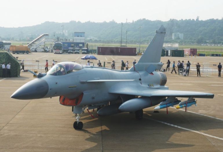 ZHUHAI, CHINA - SEPTEMBER 29, 2021 - Photo taken on Sept. 29, 2021 shows a J-10C fighter jet during the air Show 2021 in Zhuhai, South China's Guangdong Province. On March 11, 2022, the Pakistan Air Force (PAAF) held a ceremony to install the first batch of six J-10CE fighter jets, marking that it has officially equipped the multi-role THIRD-generation + advanced fighter jet produced by China. (Photo credit should read Costfoto/Future Publishing via Getty Images)