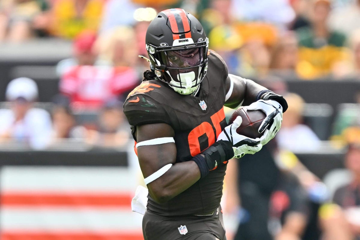 Tight end David Njoku agrees to deal with Chargers