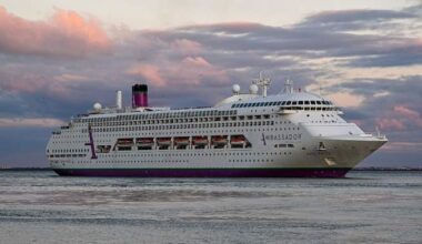 1,700 confined on cruise ship amid suspected norovirus outbreak in France - National