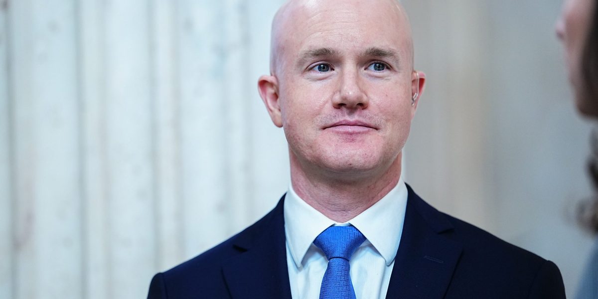 Coinbase didn't just lay off 14% of its staff due to AI. It replaced managers with ‘player-coaches’ and turned its org chart upside down