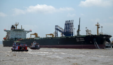 How Allowing Iran to Charge Ships in the Hormuz Strait Undermines U.S. Strategy