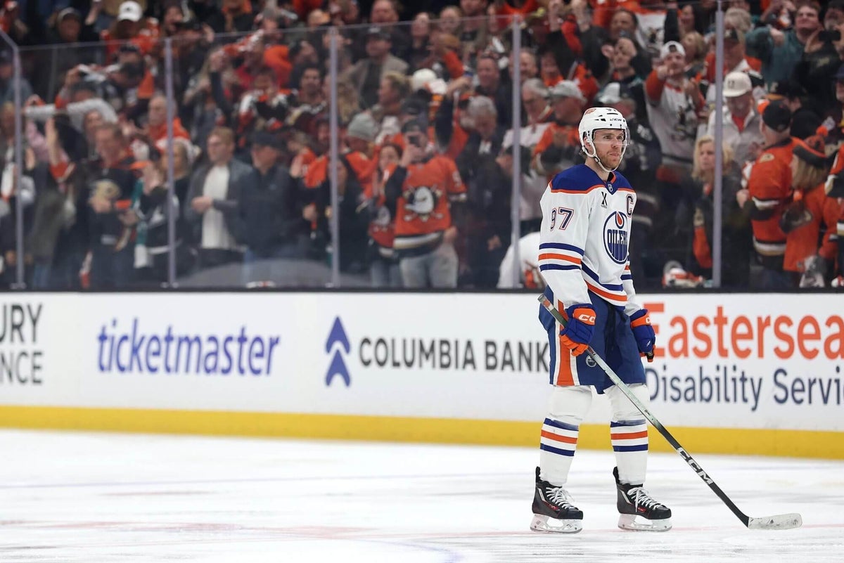 Oilers’ Connor McDavid played through fracture in first-round loss to Ducks