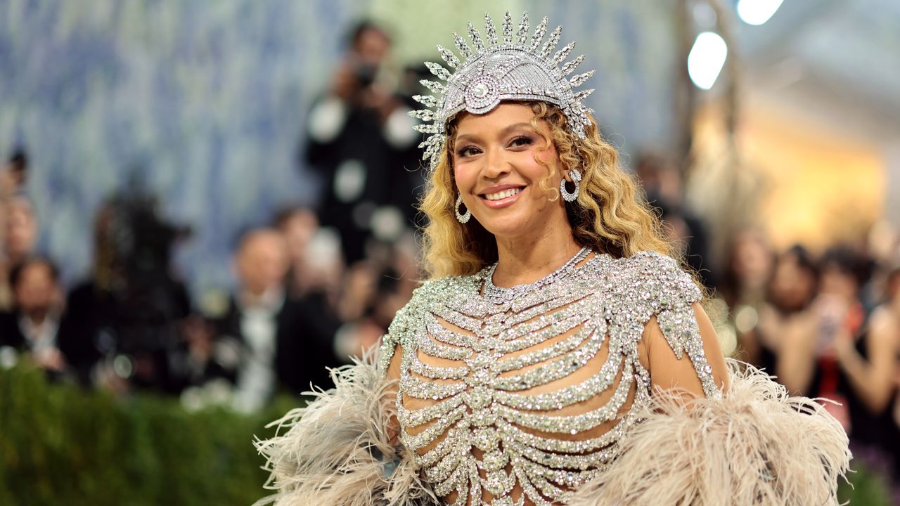 Met Gala 2026 Photos: Beyoncé, Madonna, Stevie Nicks, and More