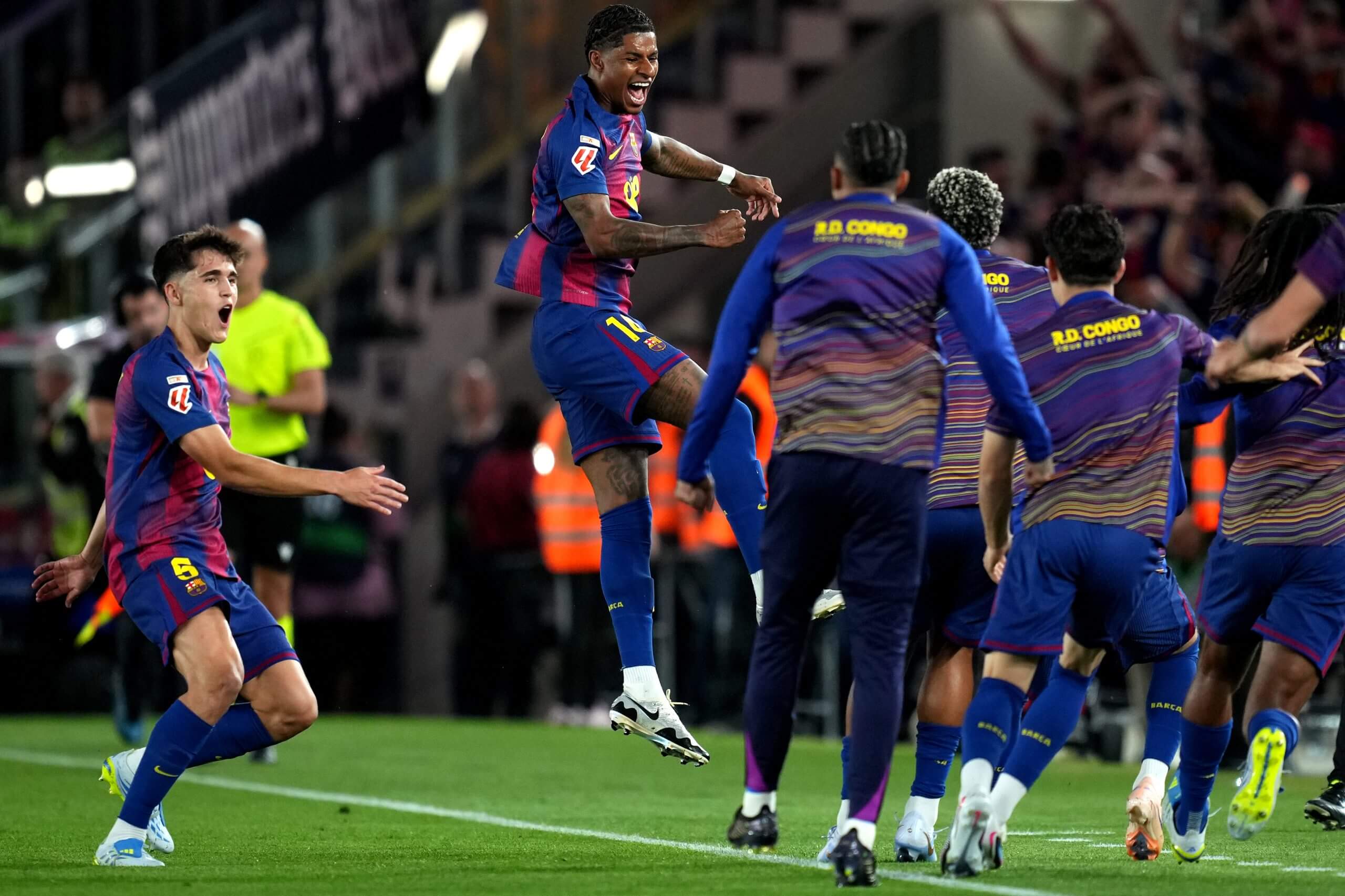 Rashford celebrates his goal