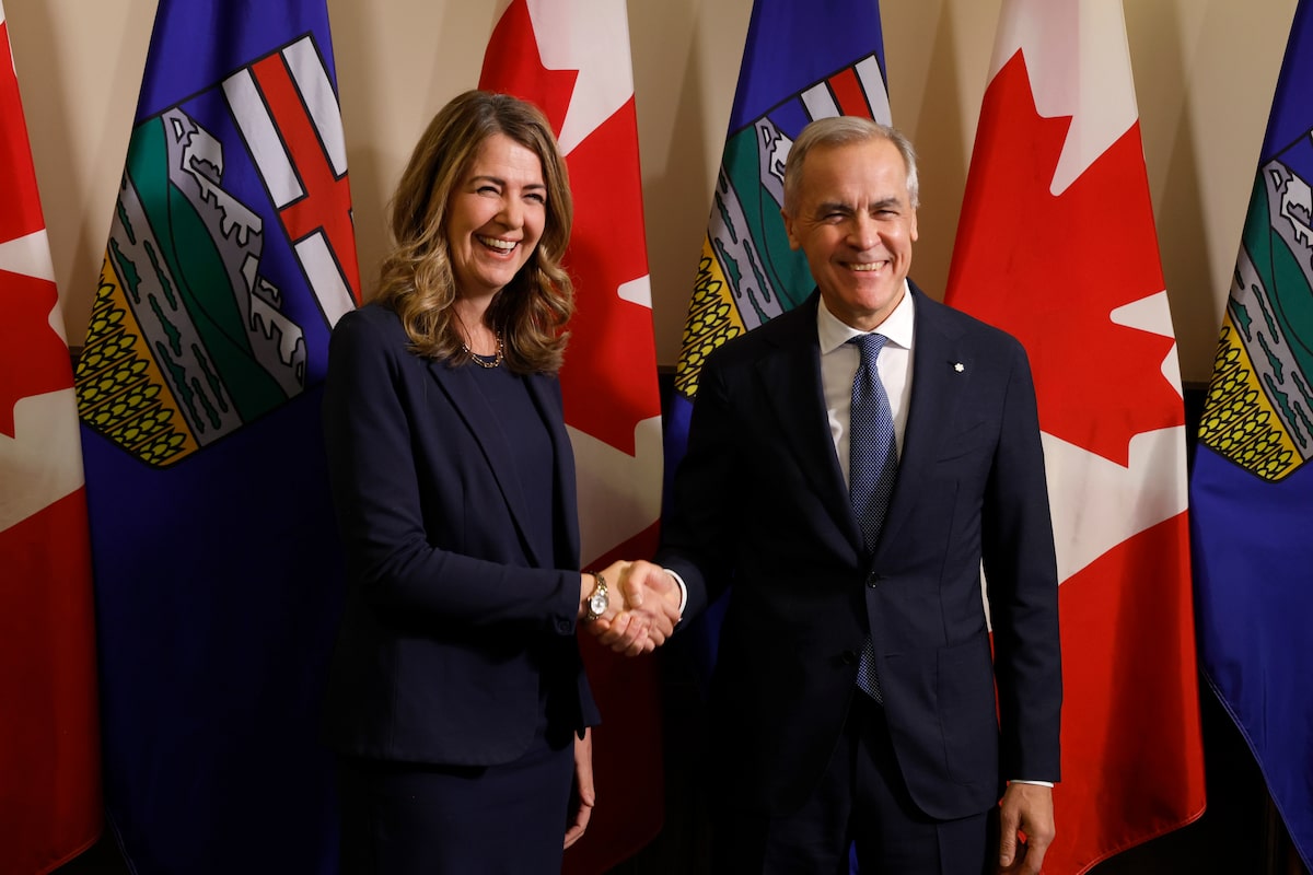 Ottawa, Alberta agree on carbon pricing to advance plan for new oil pipeline