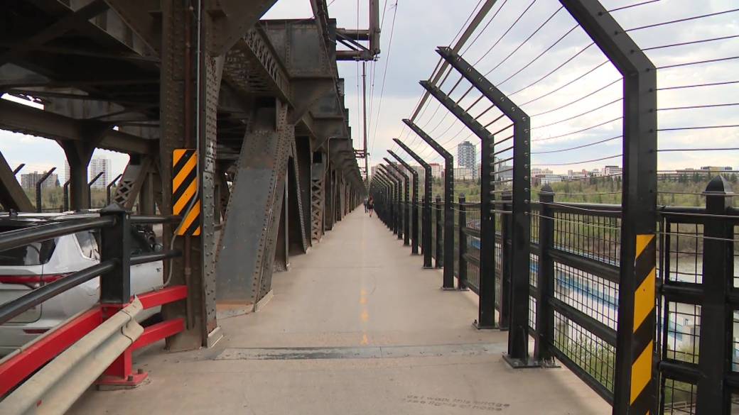 Click to play video: 'Edmontonians reminisce about historic High Level Bridge'