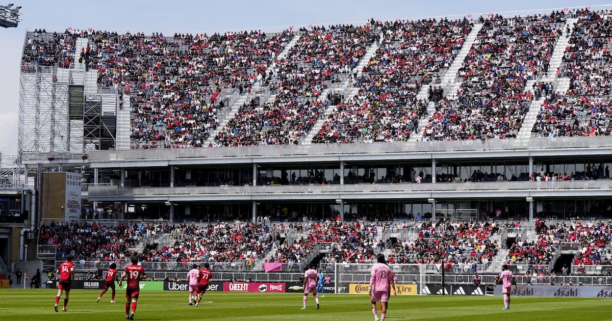 It’s ‘up to the taxpayers’ if hosting the World Cup is worth the $1B price tag: economist - CTV News