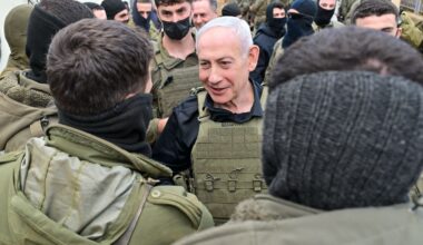 Anger over handling of Hezbollah fight could put Netanyahu's northern support at risk