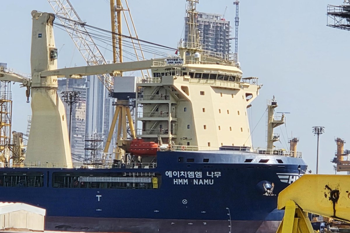 Iran-linked missiles behind attack on S. Korean vessel in Hormuz: foreign ministry