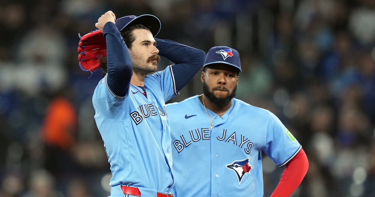 Blue Jays' Dylan Cease and Vladimir Guerrero Jr. leave game against Pirates