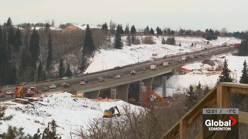 Click to play video: 'Traffic disruptions expected along Whitemud Drive due to Rainbow Valley Bridge construction'