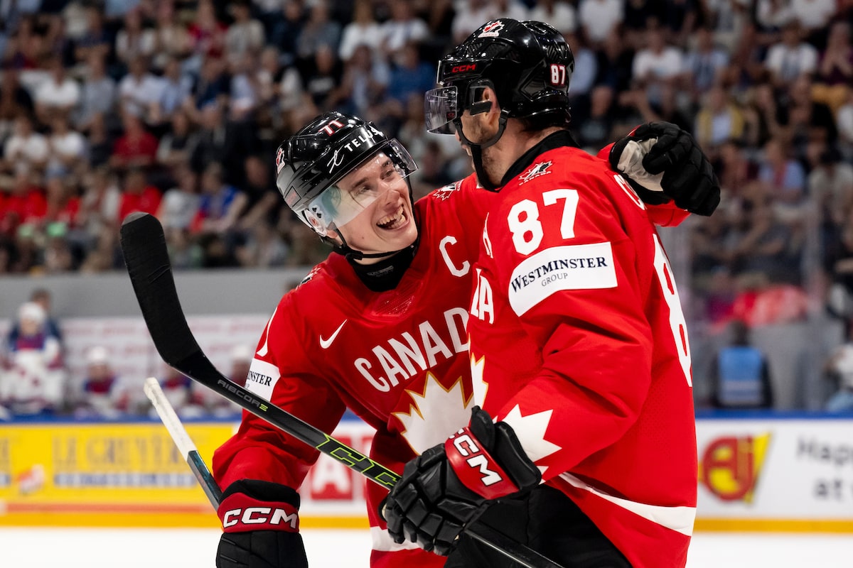 Canada eliminates U.S. in hockey worlds quarterfinal